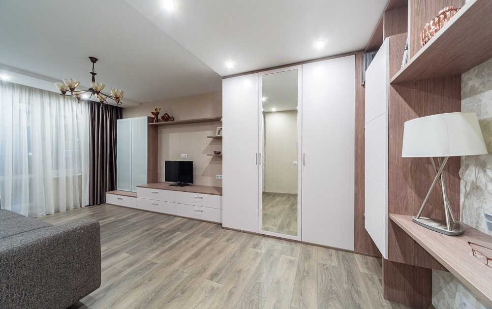 Гостиная и спальня в светлых тонах