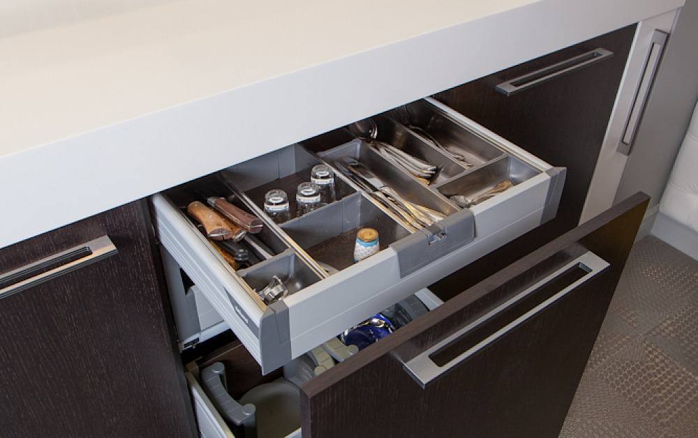 Кухня Фаворит 3 с фрезеровкой Новая волна