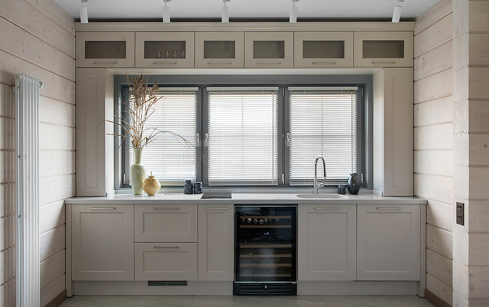 Кухня в кантри-стиле для загородного дома