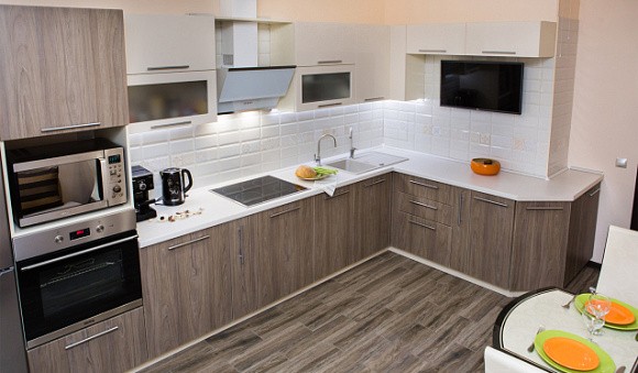 Белая кухня в Кирове