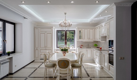 Белая кухня в Мурманске