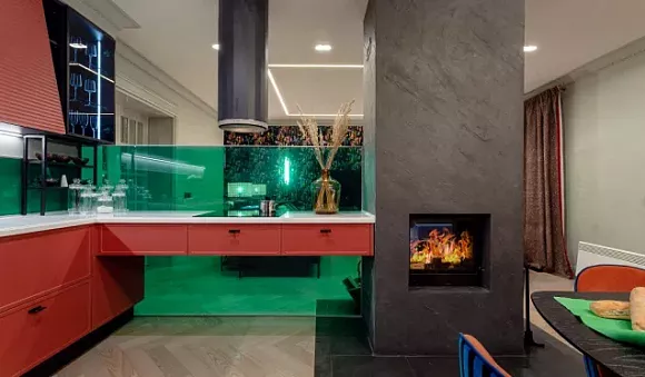 Красная кухня в Екатеринбурге