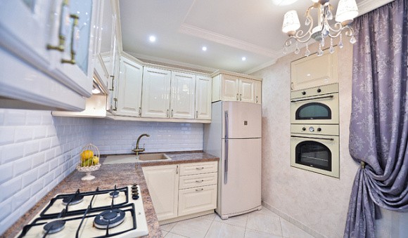 Бежевая кухня в Твери