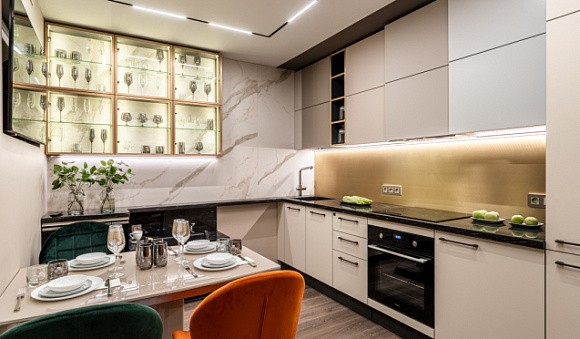 Бежевая кухня в Твери